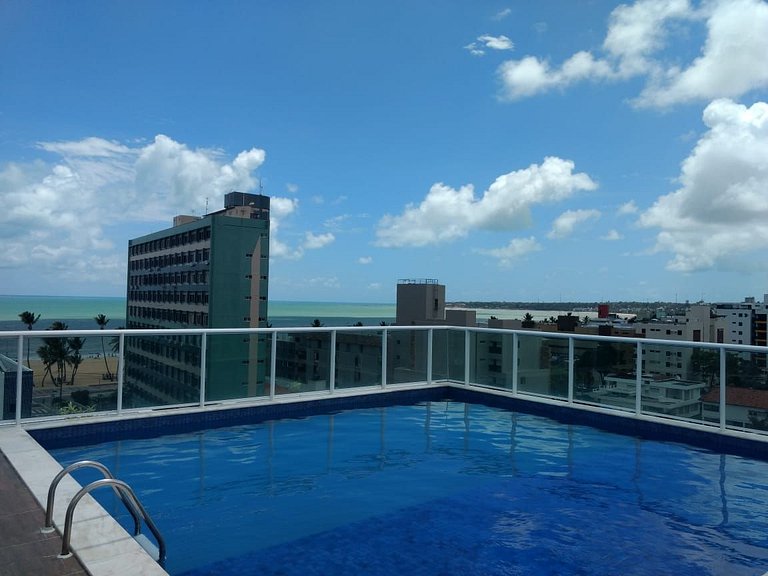 OCB604. Excelente no Cabo Branco. 50m. da praia.