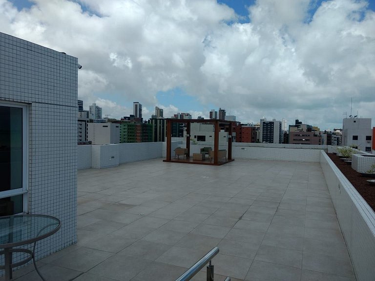 OCB501. Funcional, até 4 pessoas. No Cabo Branco.