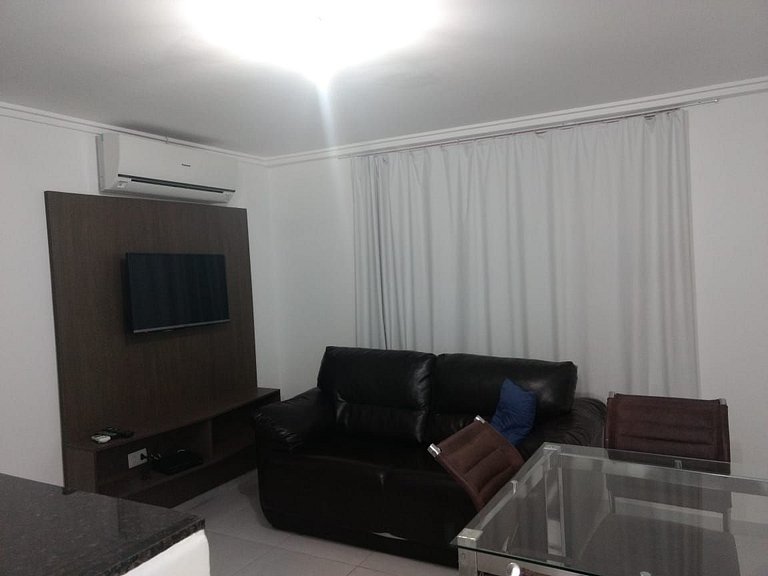 OCB501. Funcional, até 4 pessoas. No Cabo Branco.