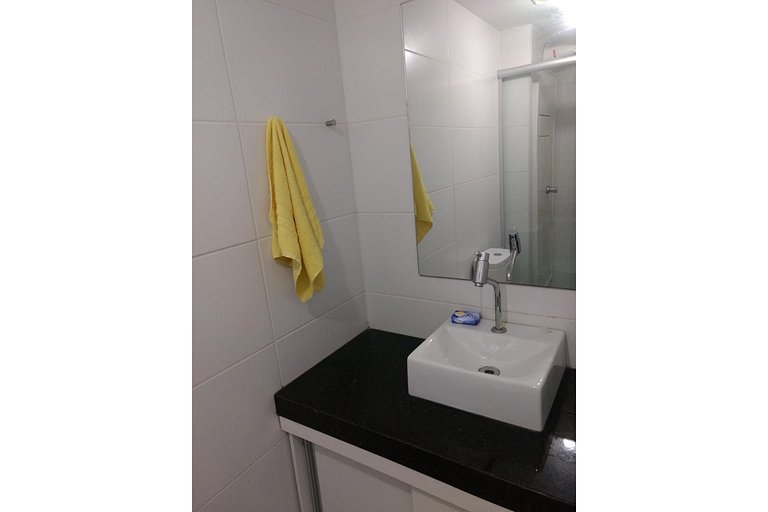 OCB501. Funcional, até 4 pessoas. No Cabo Branco.