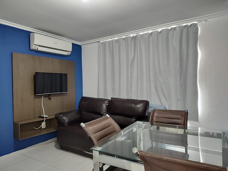 OCB401. Funcional, até 5 pessoas. No Cabo Branco.