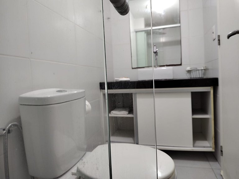 OCB401. Funcional, até 5 pessoas. No Cabo Branco.