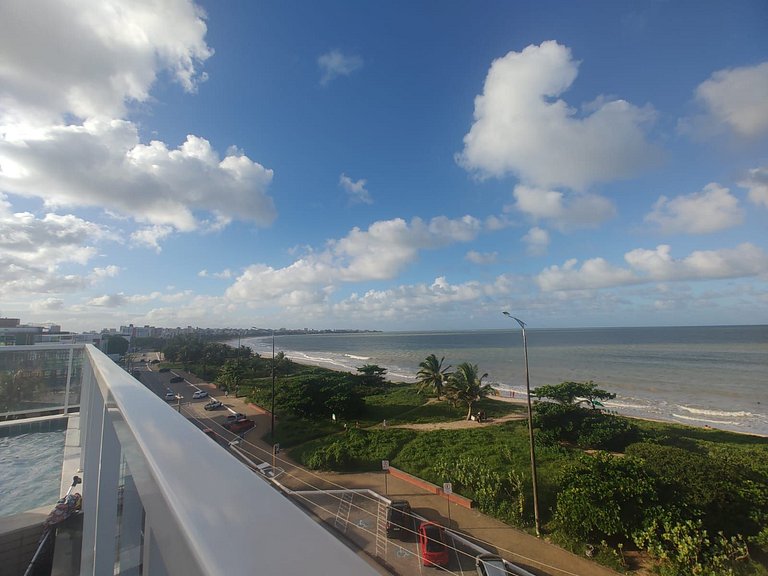 Excelente Flat Frente Mar no Bessa