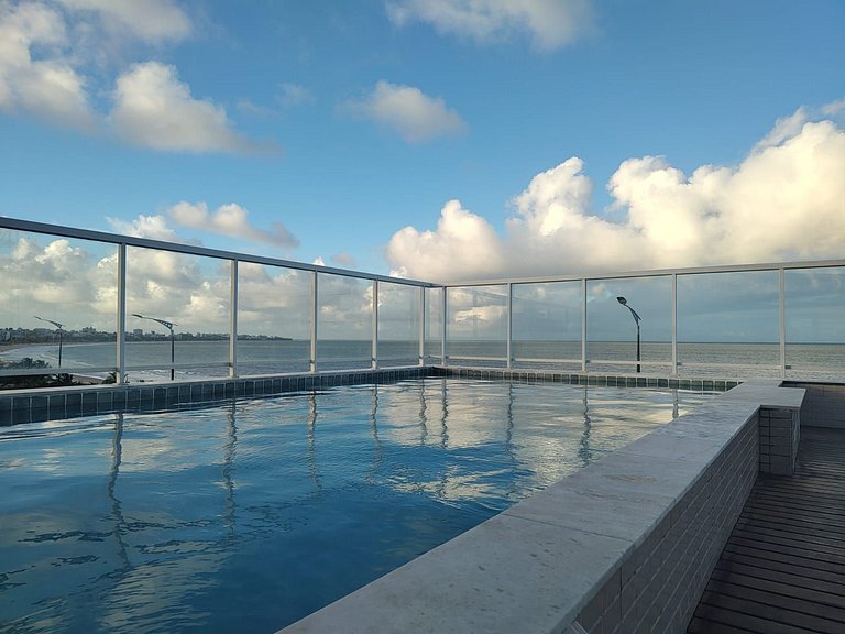 Excelente Flat Frente Mar no Bessa