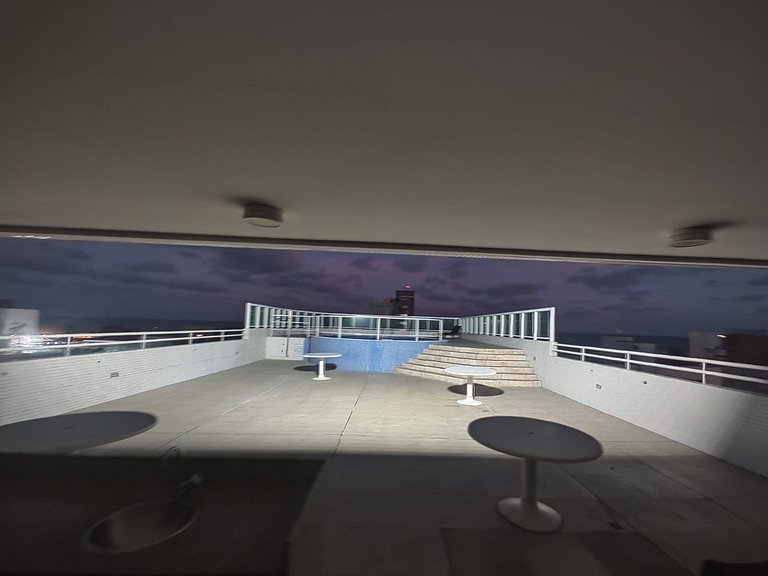 ATL302 na praia do Cabo Branco. 2 quartos, até 7 pax.