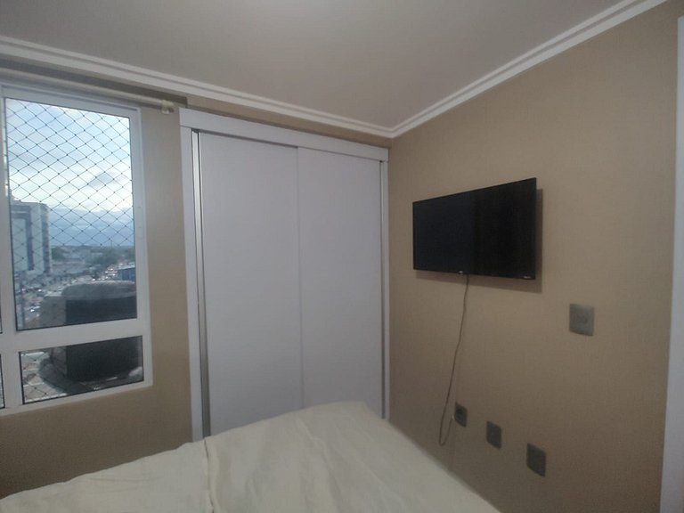 OCB401. Funcional, até 4 pessoas. No Cabo Branco.